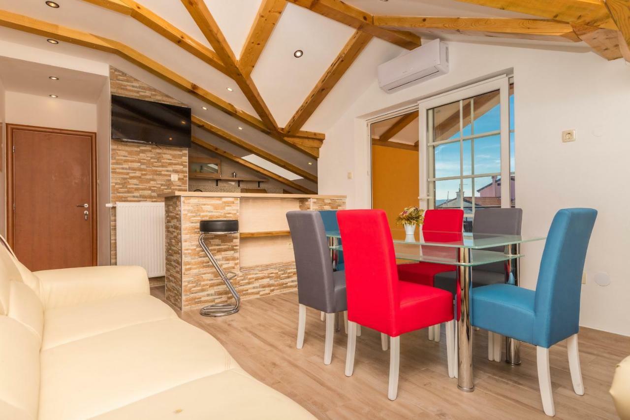 Apartman Sare Crikvenica Exterior foto