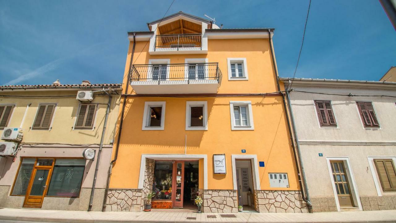 Apartman Sare Crikvenica Exterior foto