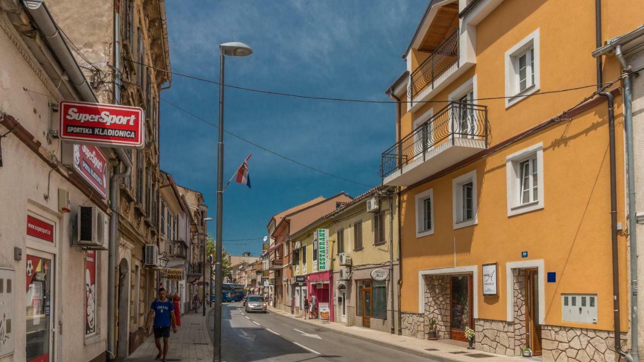 Apartman Sare Crikvenica Exterior foto